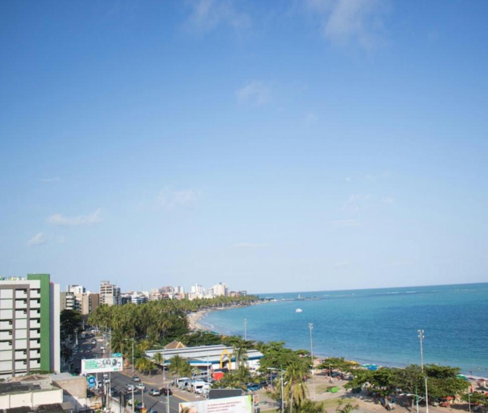 Maceió Na Beira Mar De Pajucara- Edif Neo- Apartamento Quarto E Sala- Tem Varanda - Vista Lateral Do Mar- Rua Julio Plech Filho 60 Esquina Com Avenida Doutor Antonio Gouveia - Consumo Eletrico E Pago No Ckeck-Out 1Kwh E 1,35 Reias מראה חיצוני תמונה