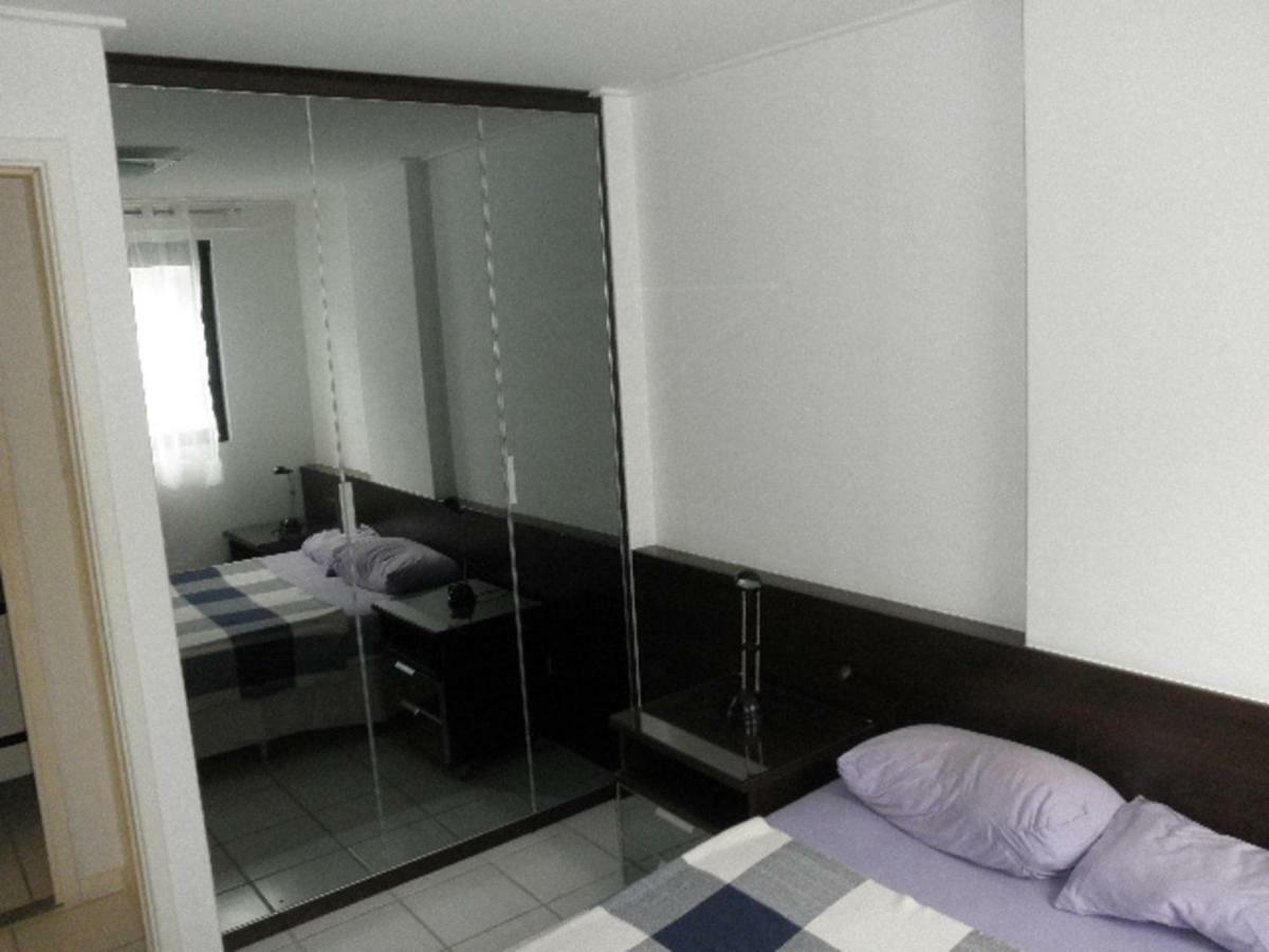 Maceió Na Beira Mar De Pajucara- Edif Neo- Apartamento Quarto E Sala- Tem Varanda - Vista Lateral Do Mar- Rua Julio Plech Filho 60 Esquina Com Avenida Doutor Antonio Gouveia - Consumo Eletrico E Pago No Ckeck-Out 1Kwh E 1,35 Reias מראה חיצוני תמונה