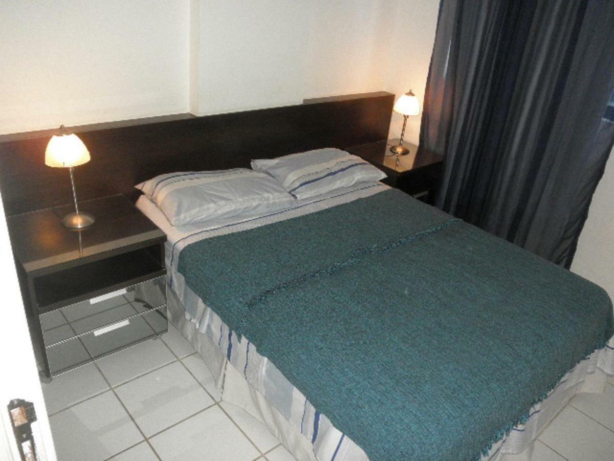 Maceió Na Beira Mar De Pajucara- Edif Neo- Apartamento Quarto E Sala- Tem Varanda - Vista Lateral Do Mar- Rua Julio Plech Filho 60 Esquina Com Avenida Doutor Antonio Gouveia - Consumo Eletrico E Pago No Ckeck-Out 1Kwh E 1,35 Reias מראה חיצוני תמונה