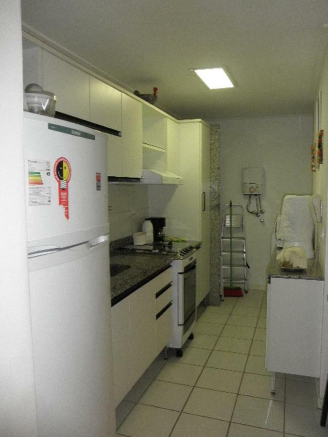 Maceió Na Beira Mar De Pajucara- Edif Neo- Apartamento Quarto E Sala- Tem Varanda - Vista Lateral Do Mar- Rua Julio Plech Filho 60 Esquina Com Avenida Doutor Antonio Gouveia - Consumo Eletrico E Pago No Ckeck-Out 1Kwh E 1,35 Reias מראה חיצוני תמונה