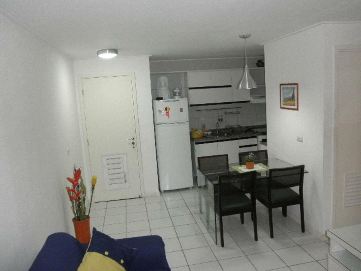 Maceió Na Beira Mar De Pajucara- Edif Neo- Apartamento Quarto E Sala- Tem Varanda - Vista Lateral Do Mar- Rua Julio Plech Filho 60 Esquina Com Avenida Doutor Antonio Gouveia - Consumo Eletrico E Pago No Ckeck-Out 1Kwh E 1,35 Reias מראה חיצוני תמונה